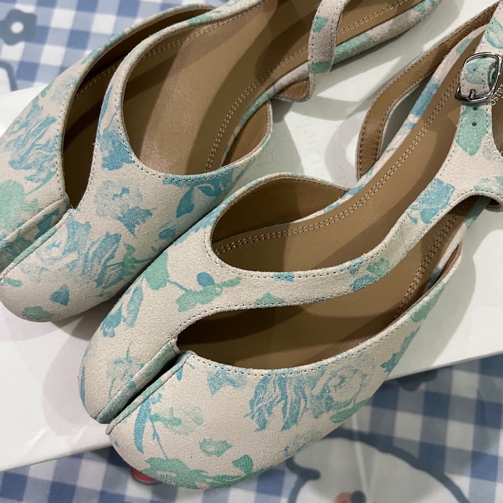Maison Margiela Tabi Floral-Print Slingback Sandals - Picture 4 of 8